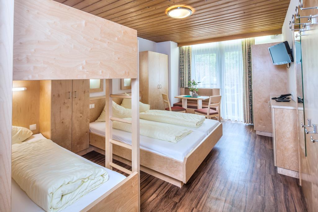 Kinderhotel Stefan 웬스 외부 사진